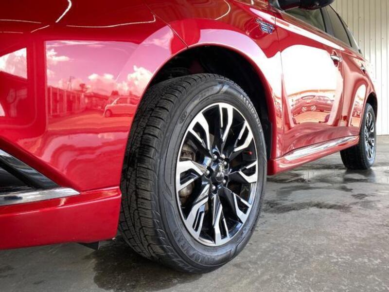 OUTLANDER PHEV