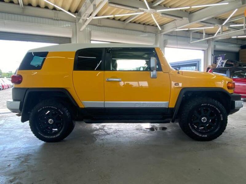 FJ CRUISER