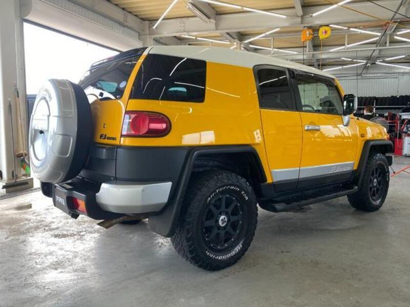 FJ CRUISER