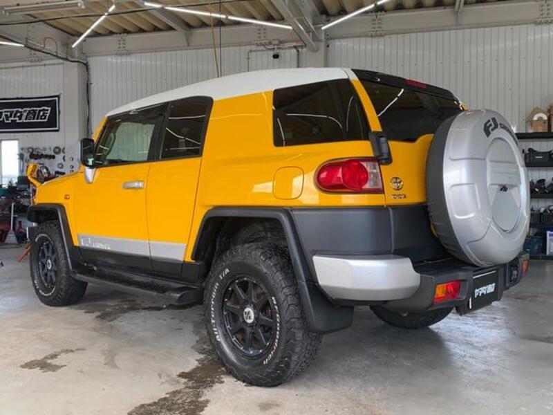 FJ CRUISER