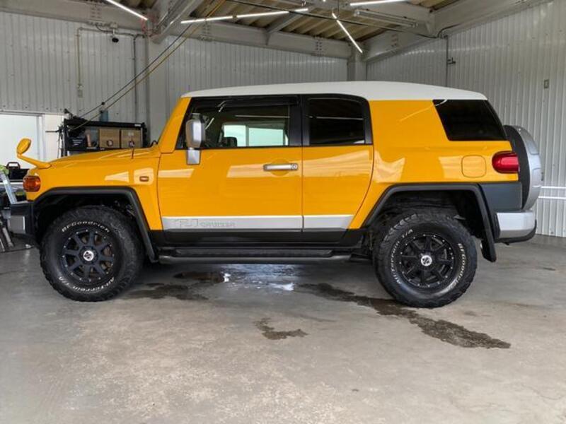 FJ CRUISER
