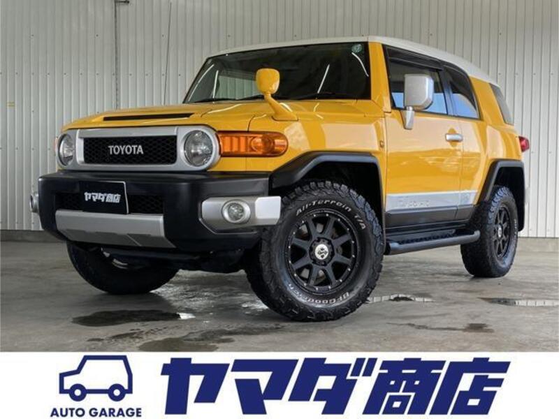 TOYOTA FJ CRUISER