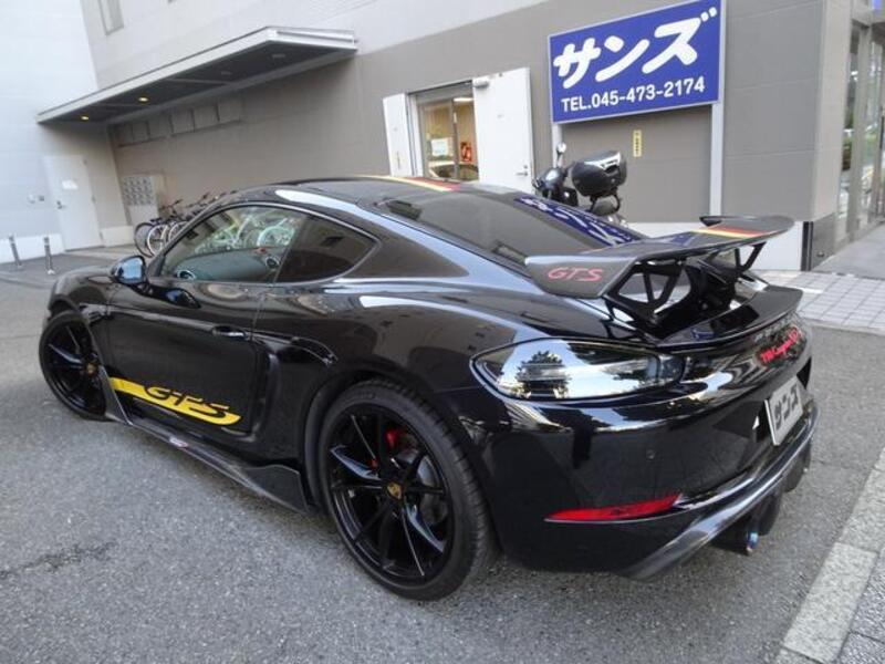 718 CAYMAN