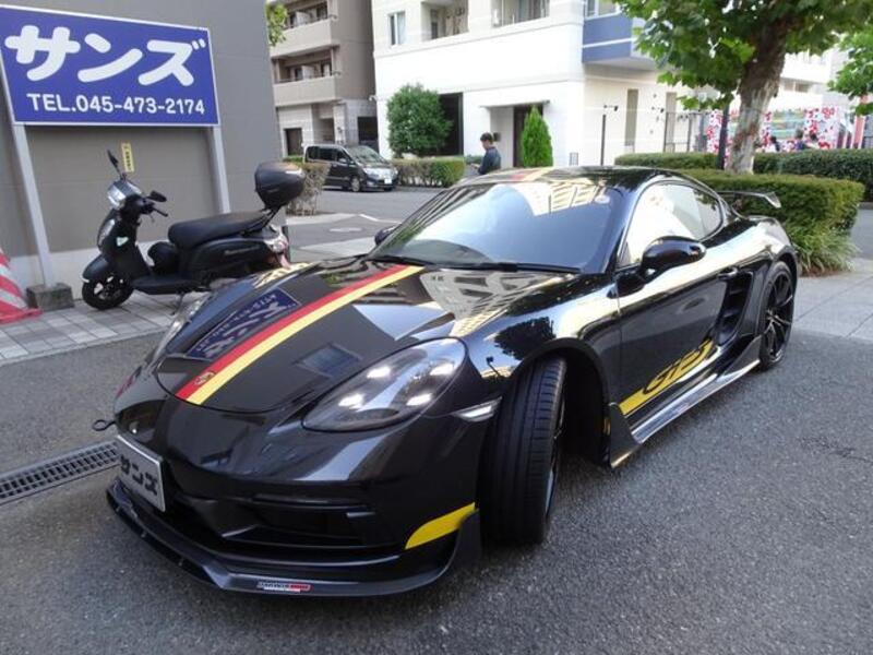 718 CAYMAN