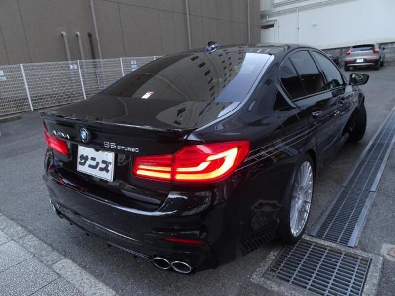 B5