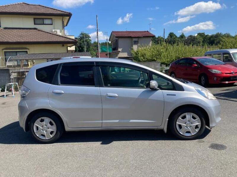 FIT HYBRID