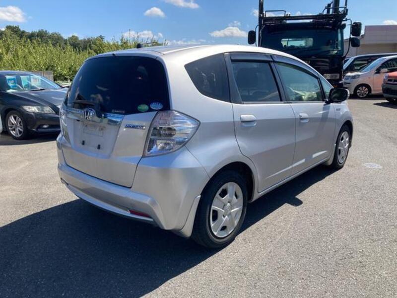 FIT HYBRID