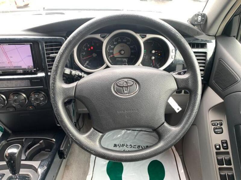 HILUX SURF