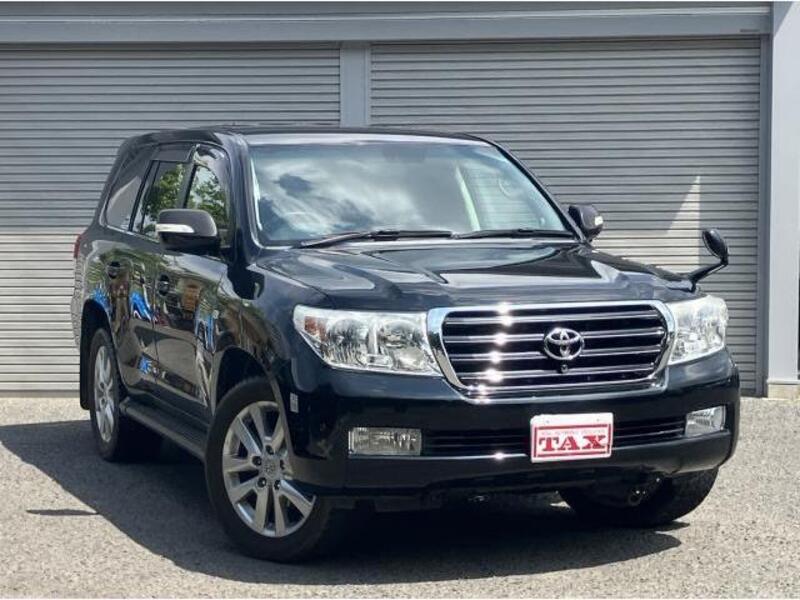 LAND CRUISER