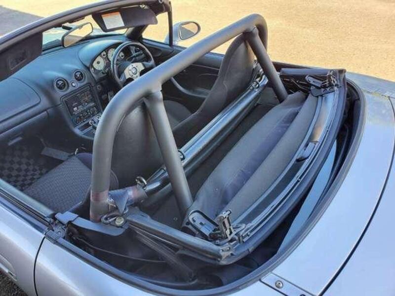ROADSTER
