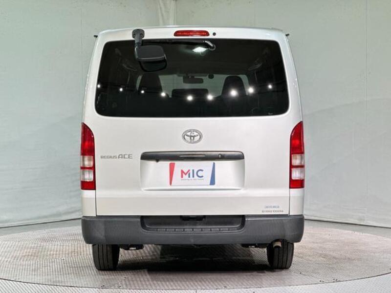 Regiusace Van