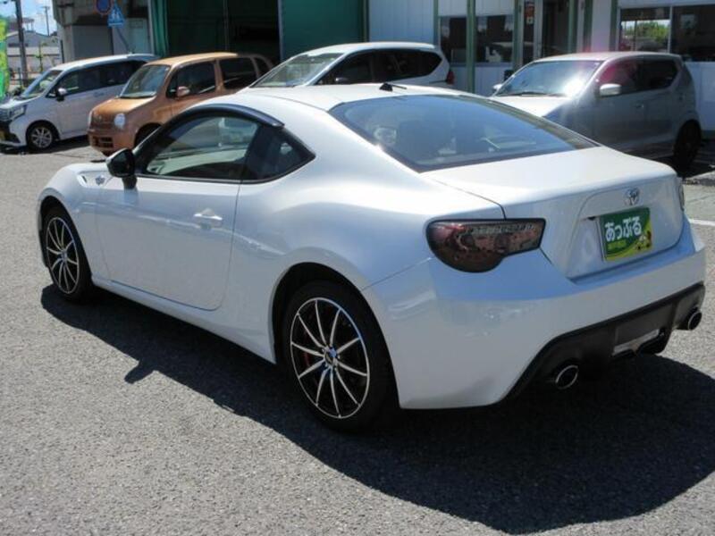 86