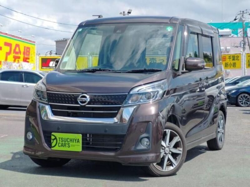 NISSAN DAYZ ROOX