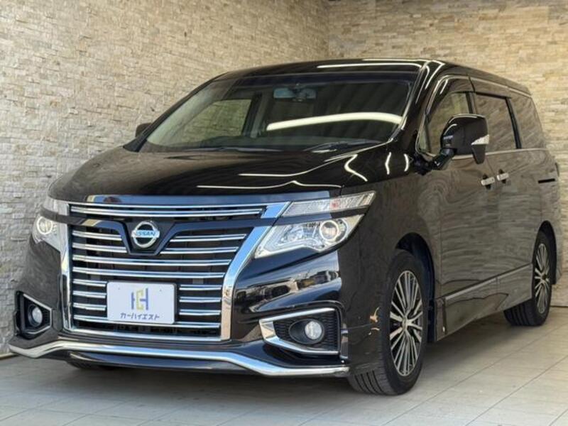NISSAN ELGRAND