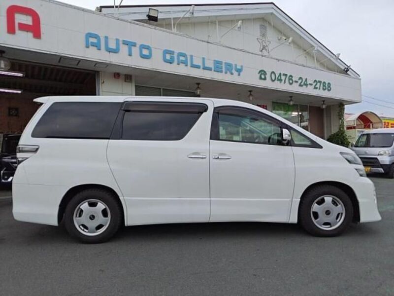 VELLFIRE