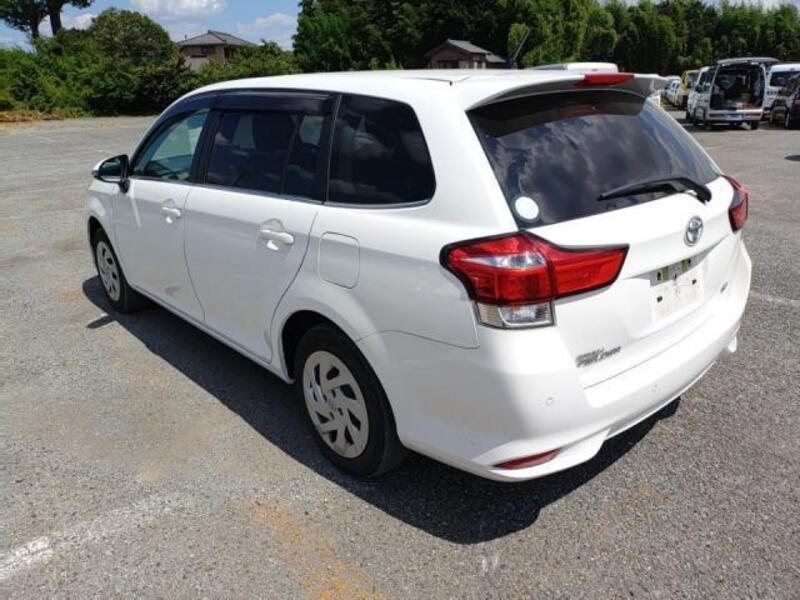 COROLLA FIELDER
