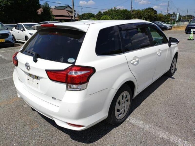 COROLLA FIELDER