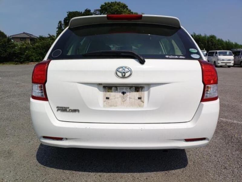 COROLLA FIELDER