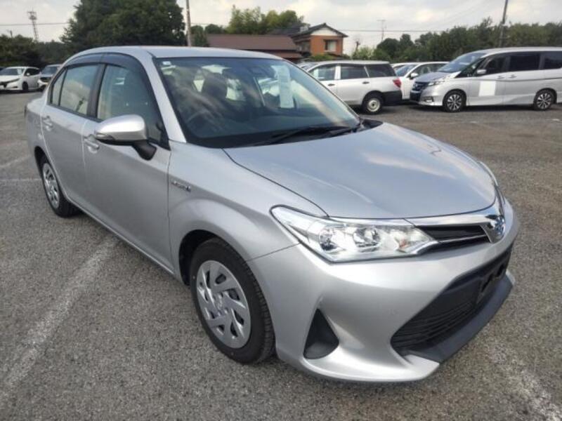 COROLLA AXIO