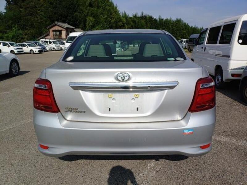 COROLLA AXIO