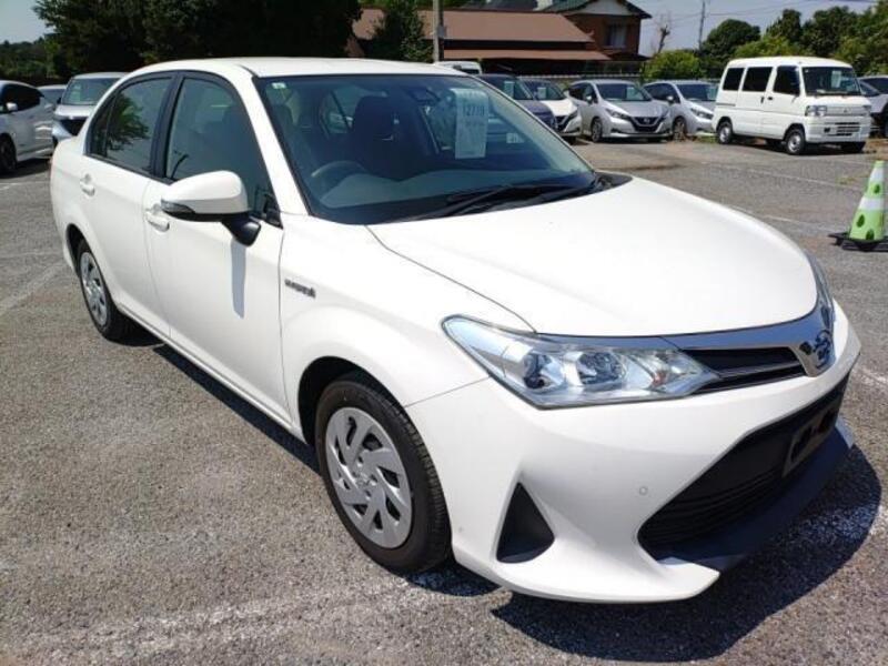 COROLLA AXIO