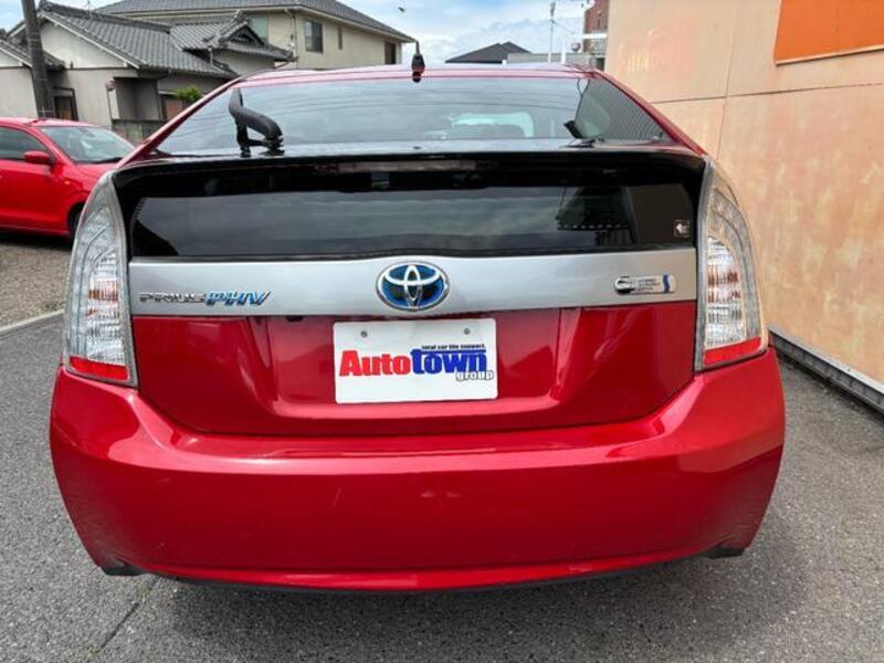 PRIUS PHV