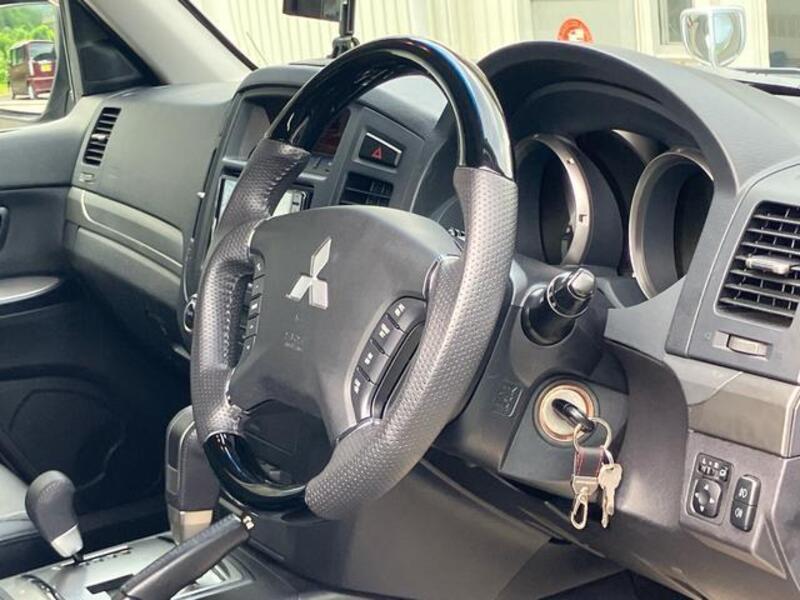 PAJERO