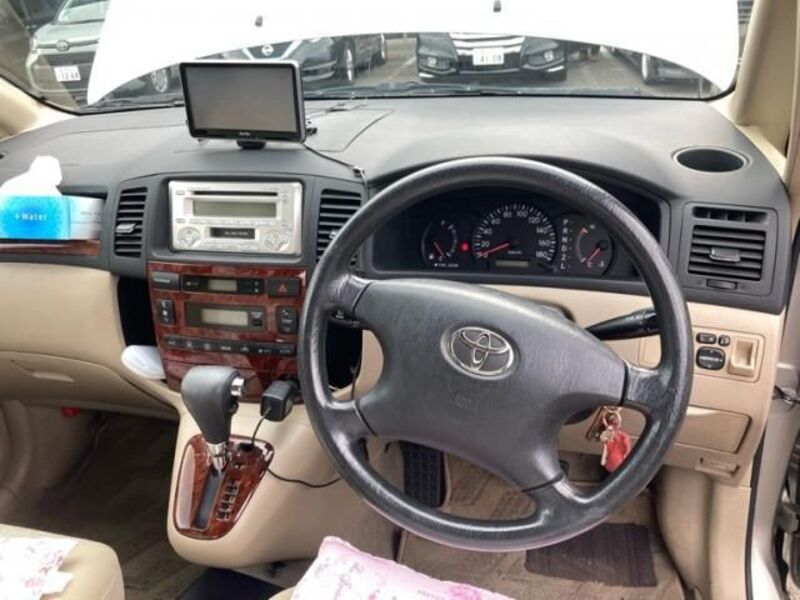 COROLLA SPACIO