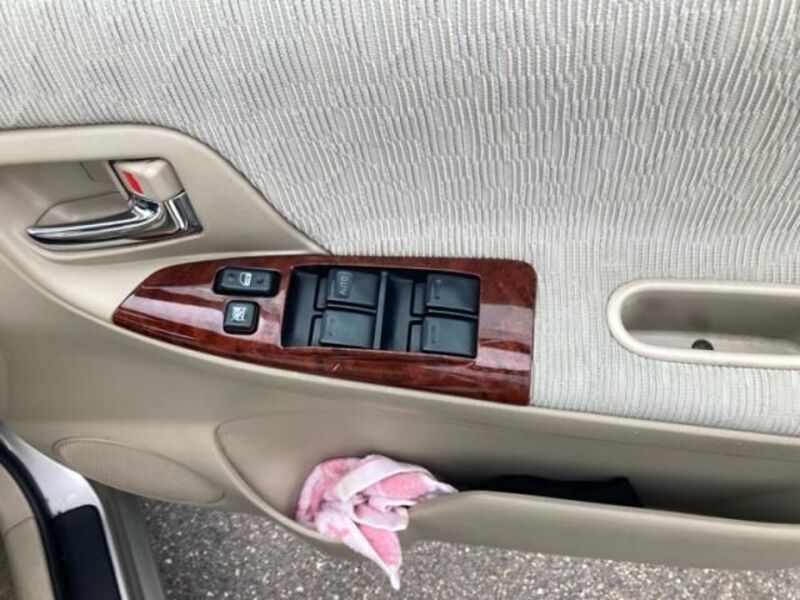 COROLLA SPACIO
