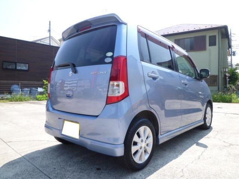WAGON R