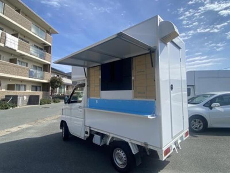 CARRY TRUCK