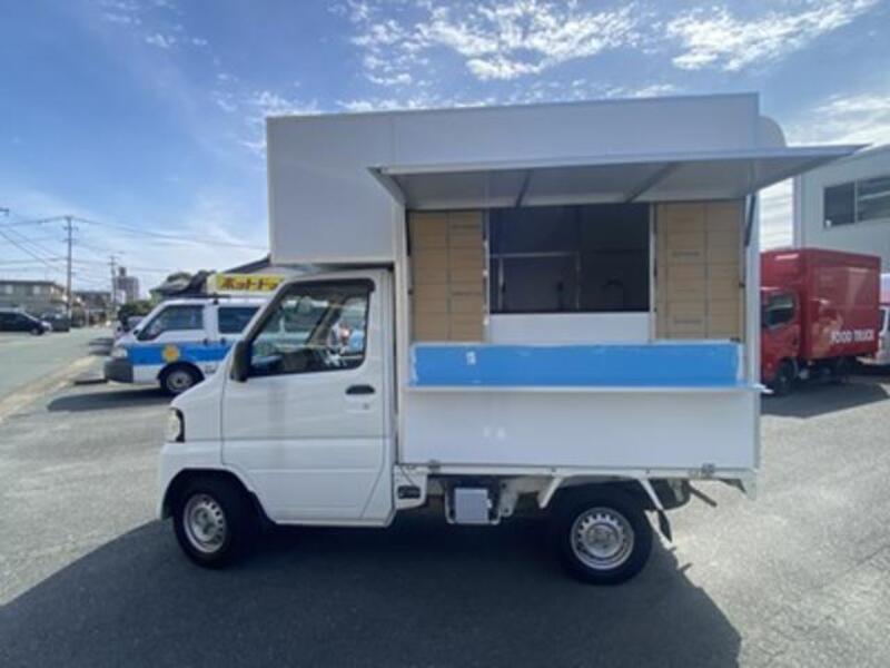 CARRY TRUCK