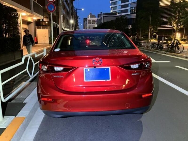 AXELA HYBRID