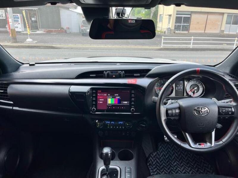 HILUX