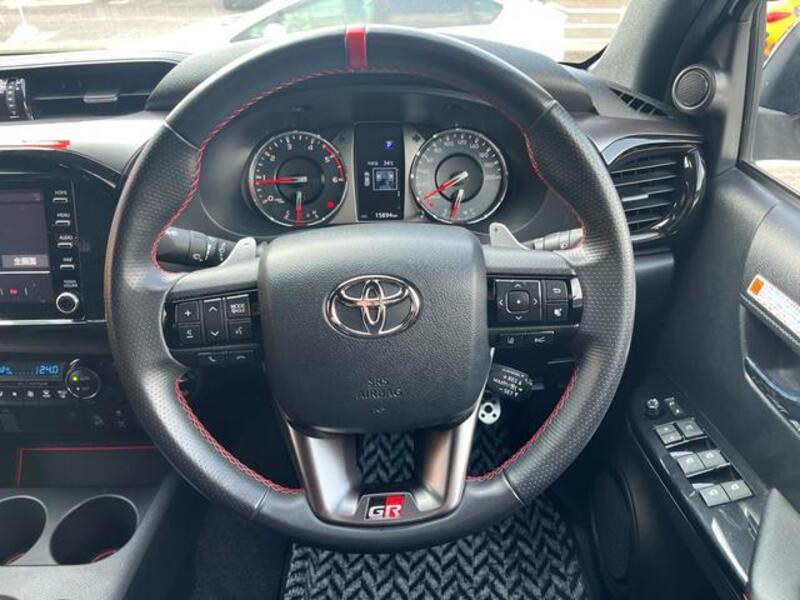 HILUX