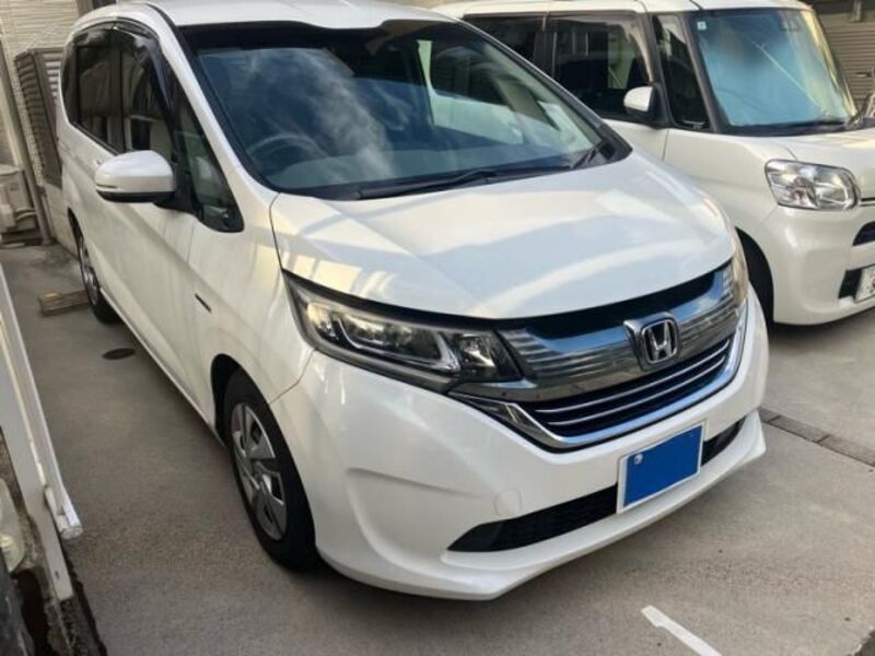 HONDA FREED HYBRID