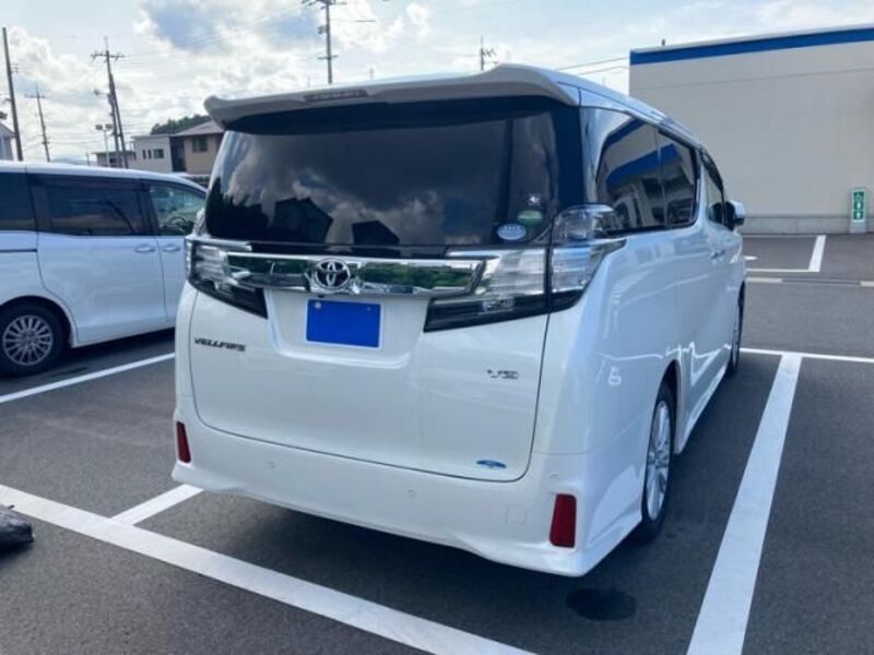 VELLFIRE