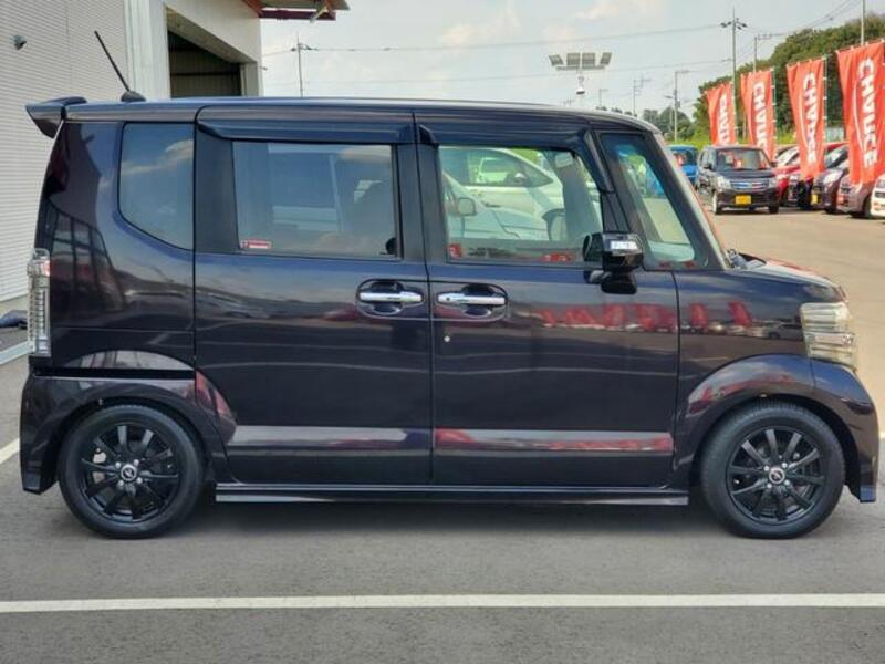 N BOX CUSTOM
