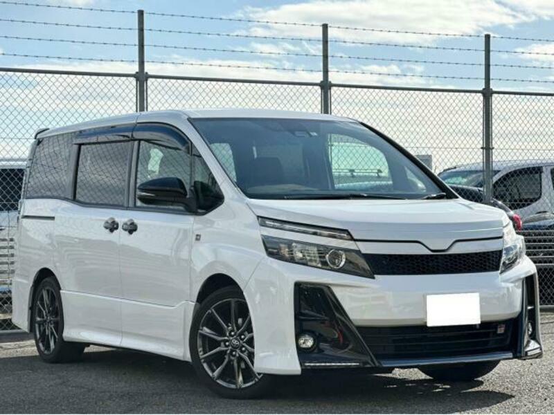 Used 2020 TOYOTA VOXY DBA-ZRR80W | SBI Motor Japan