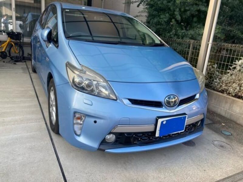 TOYOTA PRIUS PHV
