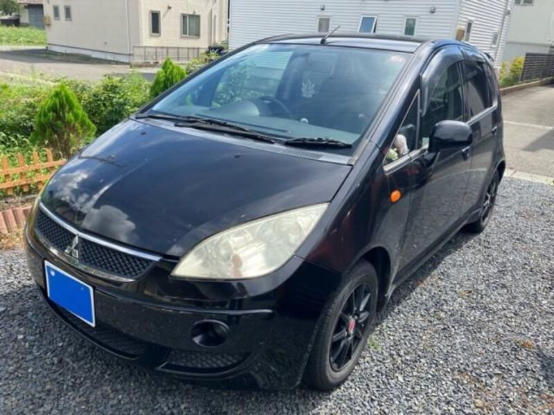 MITSUBISHI COLT