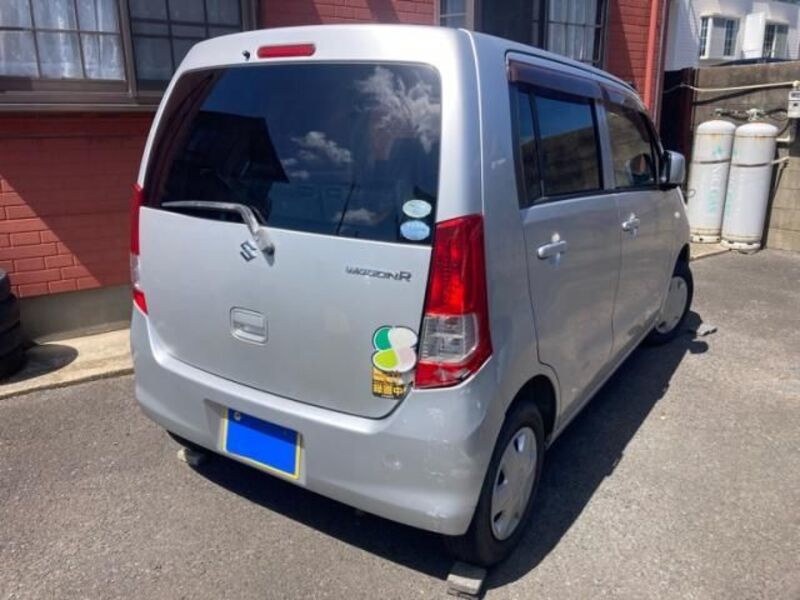 WAGON R