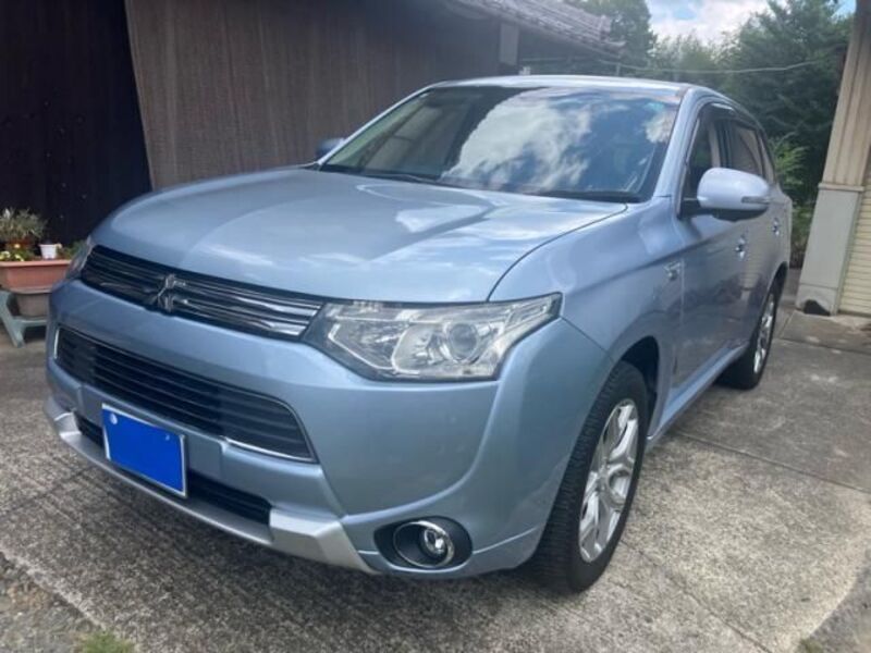 MITSUBISHI OUTLANDER PHEV