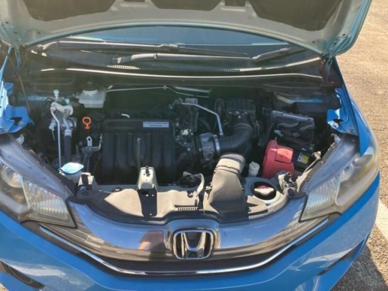 FIT HYBRID