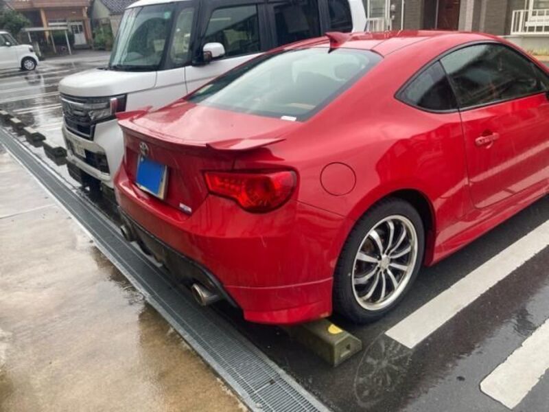 86