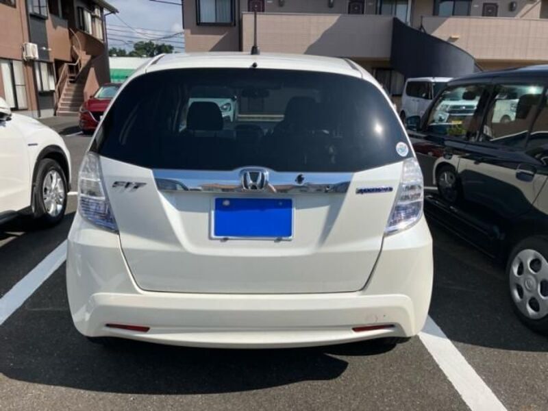 FIT HYBRID