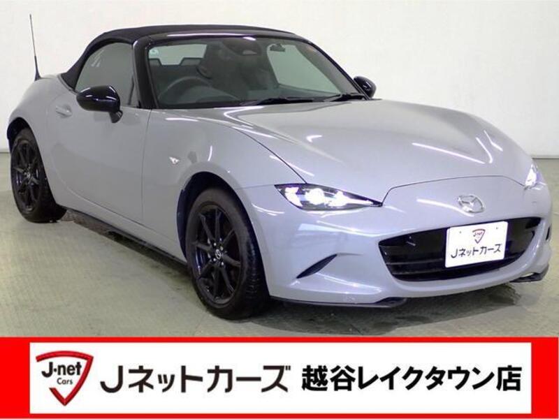 ROADSTER-0