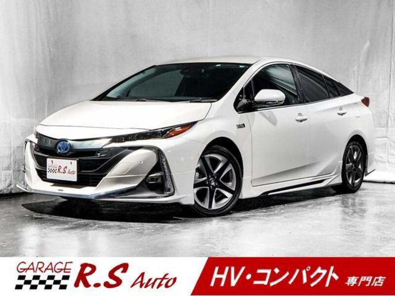 TOYOTA PRIUS PHV