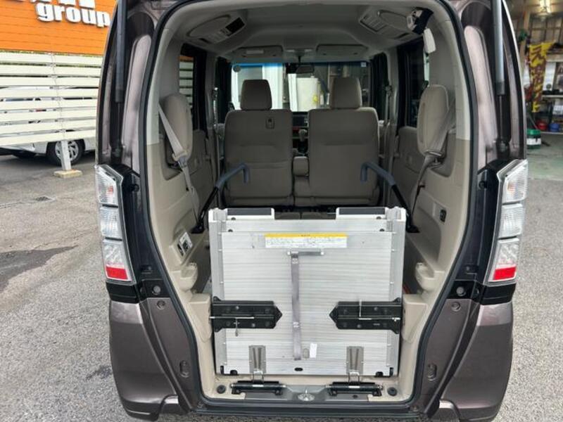 N BOX PLUS