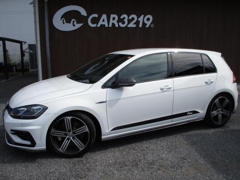 GOLF R